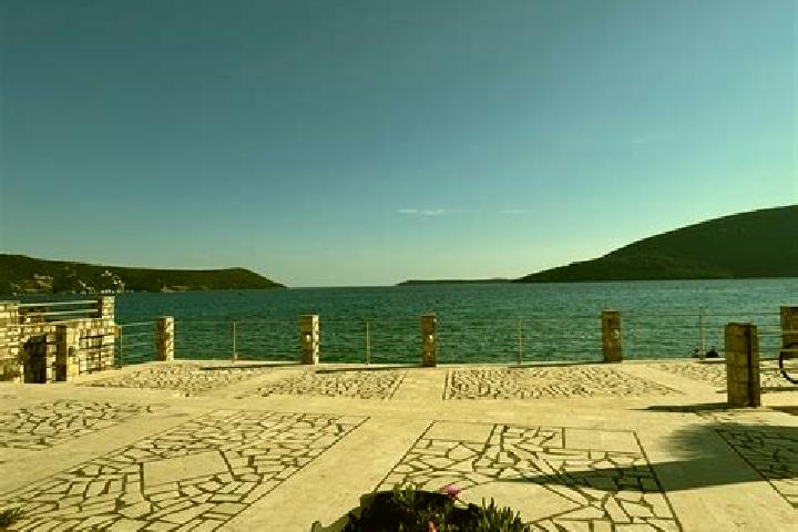 Nova, 38 — Escort in Cassis, France
