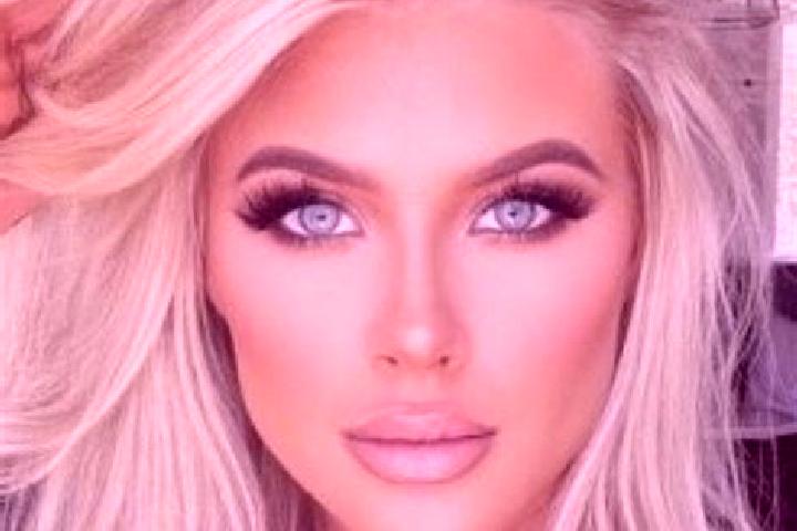 Olivia, 32, a auburn grey-eyed latina companion based in Hoisdorf. Offering Prostate Massage, Dinner Date. Available for incall and outcall, day and evening ...