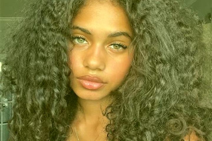 Olivia, 34, a brunette grey-eyed mediterranean companion based in Salgado. Offering Domination, Overnight, Party Girl, Duos. Available for incall and outcall...