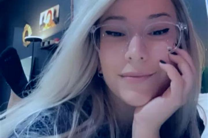 Penelope, 25, a black brown-eyed indian companion based in Simnicu de Jos. Offering BDSM, Girlfriend Experience, Prostate Massage. Available for incall and o...
