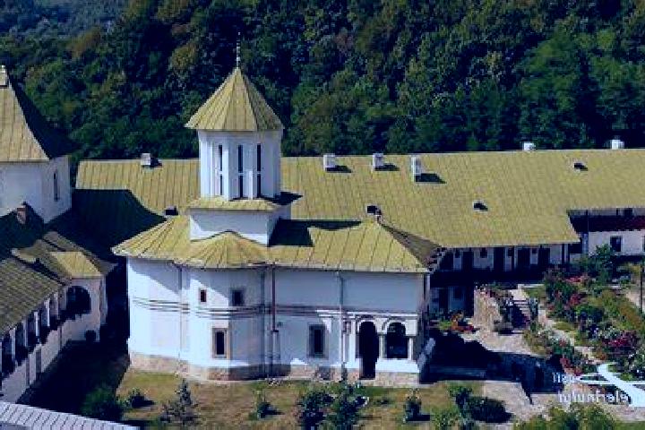 Piper, 22 — Escort in Spina, Italy