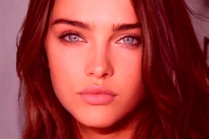 Quinn, 26, a brunette hazel-eyed mediterranean companion based in Pollastri. Offering Domination, Erotic Massage, Striptease. Available for incall and outcal...