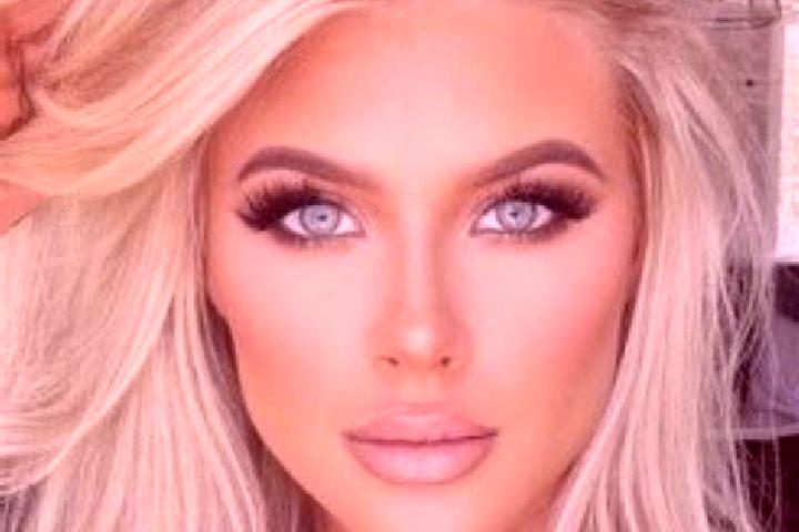 Riley, 36, a blonde dark-eyed latina companion based in Ouhozi. Offering Domination, Massage. Available for incall and outcall, overnight bookings available.