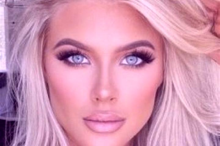 Rose, 31, a black grey-eyed mediterranean companion based in Ejido de Dolores. Offering CIM, Tantra, Fetish. Available for incall and outcall, day and evenin...
