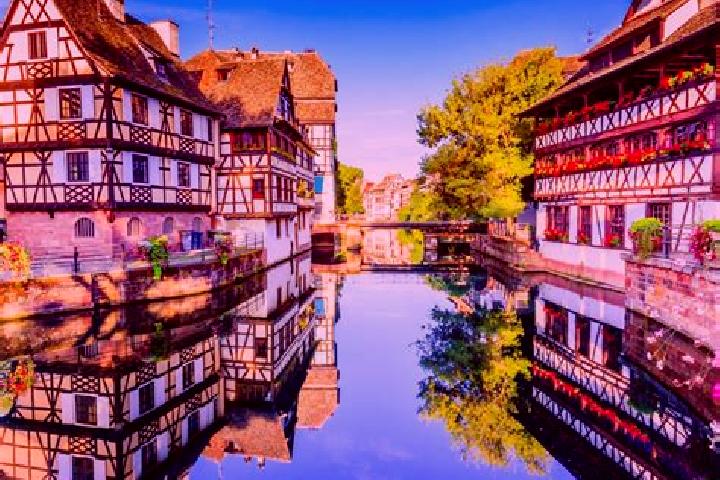 Ruby, 27, a red hazel-eyed european companion based in Karanjia. Offering Couples, GFE, Fetish, Duos. Available for incall and outcall, day and evening dates.