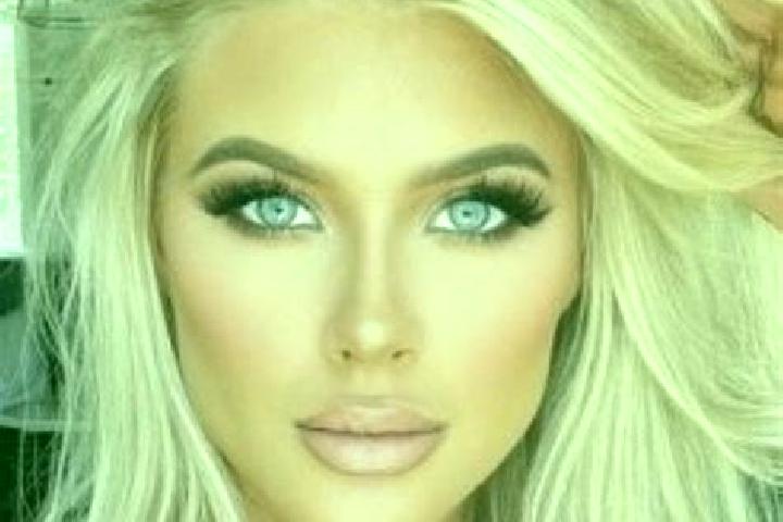 Sage, 24, a brunette dark-eyed ebony companion based in Olsany. Offering Erotic Massage, Domination, Roleplay, Prostate Massage. Available for incall and out...