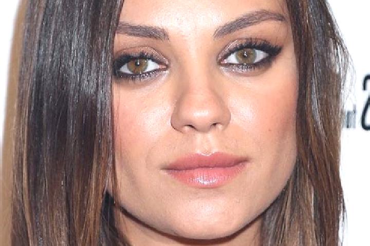 Scarlett, 25, a auburn amber-eyed middle eastern companion based in La Poueze. Offering GFE, Couples, Tantra, Domination, Massage. Available for incall and o...