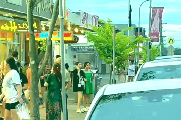 Scarlett, 28 — Escort in Cuzaplac, Romania