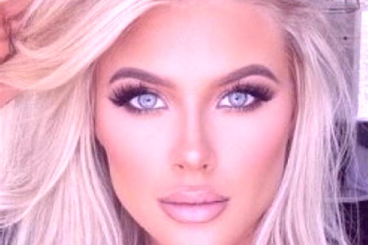 Scarlett, 30 — Escort in Higashiyamato, Japan