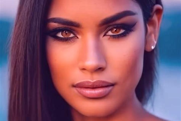 Sofia, 22, a black grey-eyed caucasian companion based in Campo do Tenente. Offering Tantra, Domination, Massage. Available for incall and outcall, day and e...