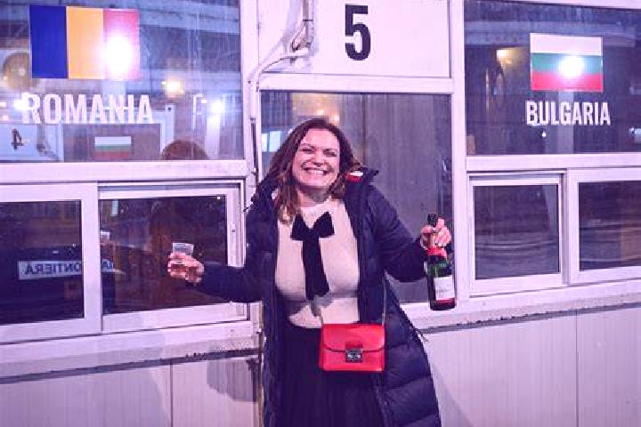 Sofia, 33 — Escort in Madyembeni, South Africa