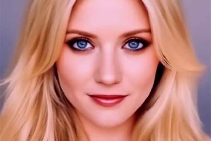 Sophia, 22 — Escort in Guangsheng, China