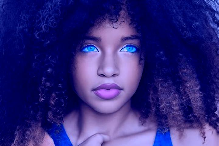 Sophia, 32, a red dark-eyed mixed companion based in Richardmenil. Offering Striptease, Prostate Massage, Travel Companion. Available for incall and outcall,...