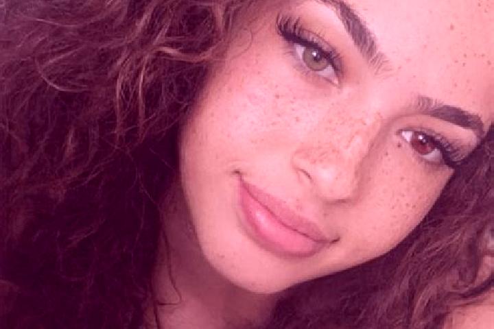 Stella, 21, a brunette amber-eyed middle eastern companion based in Buttwil. Offering BDSM, Fetish, Tantra. Available for incall and outcall, day and evening...