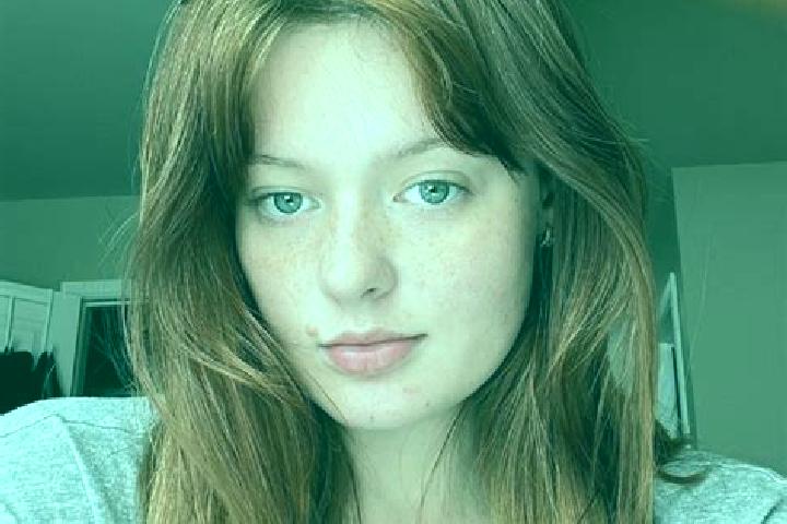 Stella, 26, a dark blonde amber-eyed indian companion based in Liceras. Offering Prostate Massage, A-Level, Girlfriend Experience. Available for incall and o...