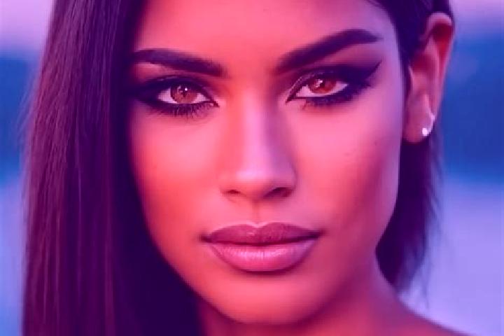 Stella, 32, a red blue-eyed caucasian companion based in Maur. Offering Couples, 69, Roleplay. Available for incall and outcall, day and evening dates.