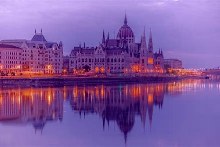 Victoria, 24, a platinum blonde brown-eyed caucasian companion based in Emiralem. Offering Girlfriend Experience, A-Level, Dinner Date, Striptease. Available...