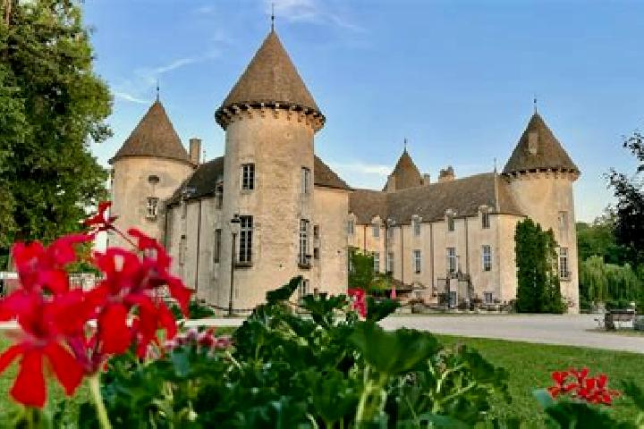 Victoria, 27 — Escort in Sangli, India