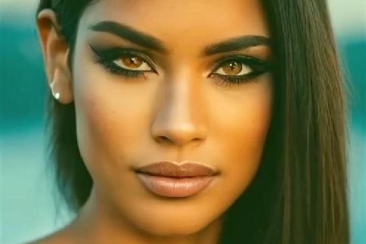 Victoria, 29, a auburn brown-eyed middle eastern companion based in Gorleben. Offering Fetish, Massage, BDSM, CIM, Domination. Available for incall and outca...