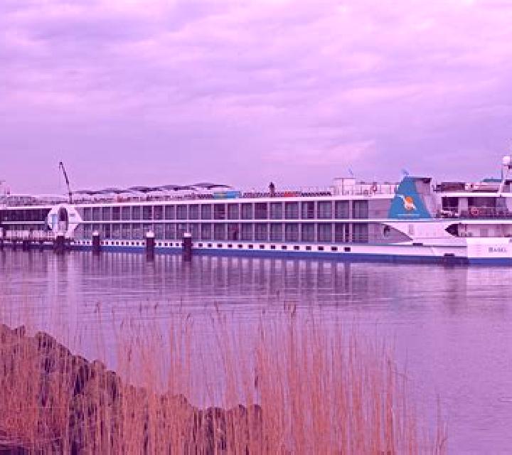 Victoria, 29 — Escort in Martizay, France