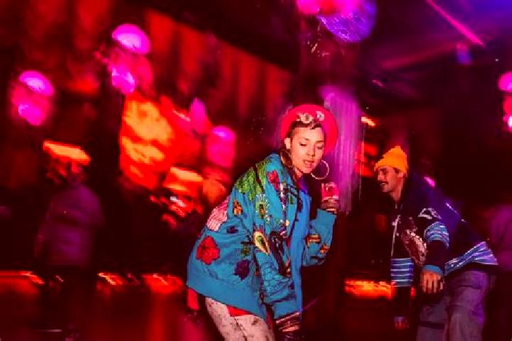 Victoria, 39 — Escort in Saillans, France