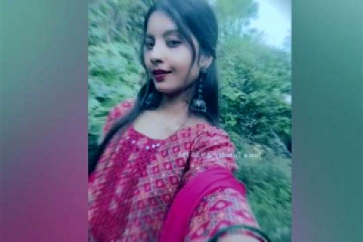 Violet, 22, a red blue-eyed mixed companion based in Castro Valley. Offering BDSM, OWO, Girlfriend Experience. Available for incall and outcall, day and even...
