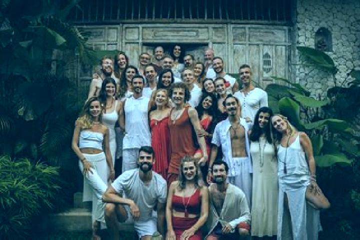 Violet, 24 — Escort in Ketapang Daja, Indonesia