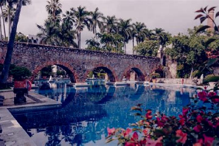 Violet, 29, a platinum blonde grey-eyed latina companion based in Khankala. Offering CIM, BDSM, Striptease. Available for incall and outcall, overnight booki...