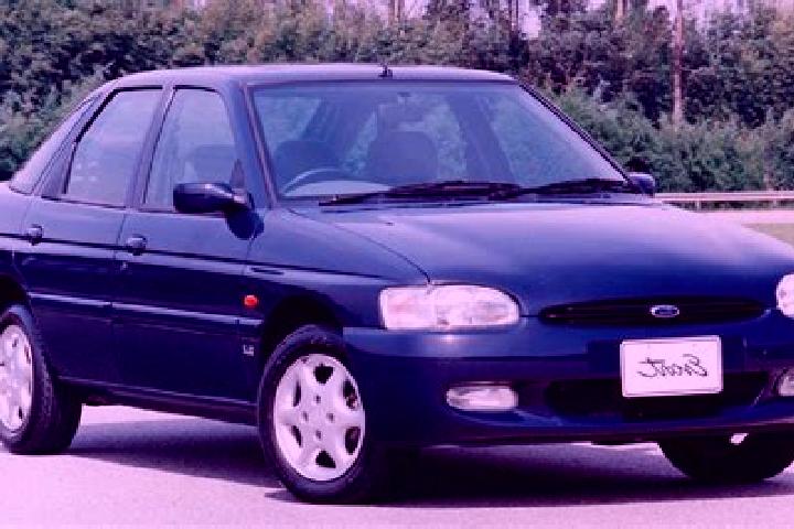 Willow, 20, a auburn grey-eyed indian companion based in Gremsdorf. Offering Massage, OWO, Duos, Domination. Available for incall and outcall, overnight book...