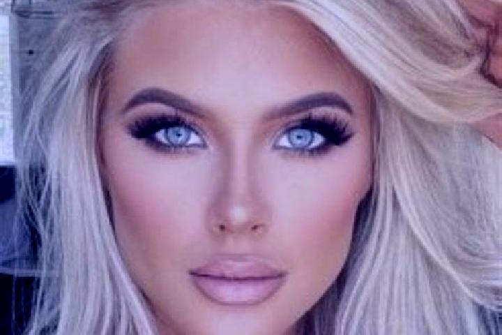 Willow, 24, a dark blonde blue-eyed mixed companion based in Mirriah. Offering Roleplay, A-Level, Girlfriend Experience. Available for incall and outcall, ov...