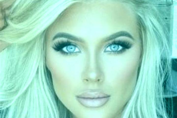 Zoe, 22, a black blue-eyed slavic companion based in Guapiacu. Offering OWO, Couples, GFE. Available for incall and outcall, overnight bookings available.