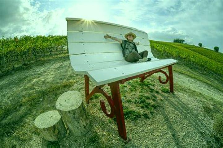Zoe, 25, a black blue-eyed asian companion based in Meri-Rastila. Offering Massage, Dinner Date, Duos. Available for incall and outcall, day and evening dates.