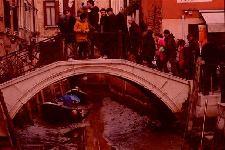 Zoe, 25 — Escort in Deblin, Czech Republic