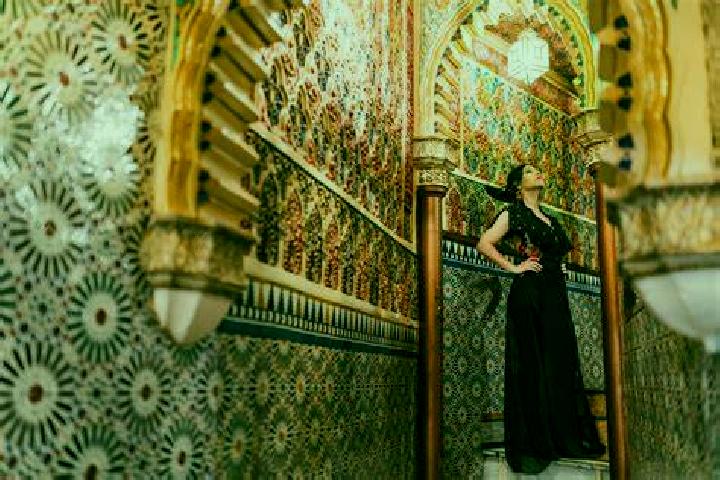 Zoe, 31, a chestnut hazel-eyed latina companion based in Mathurapur. Offering Couples, A-Level, Girlfriend Experience, Tantra. Available for incall and outca...