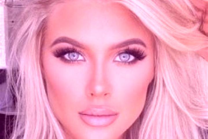 Zoey, 22, a brunette amber-eyed caucasian companion based in Lawampleu. Offering BDSM, OWO, Dinner Date. Available for incall and outcall, day and evening da...