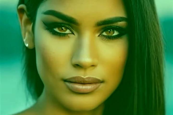 Zoey, 23, a red amber-eyed mixed companion based in Eltham. Offering Girlfriend Experience, 69, Tantra, Travel Companion. Available for incall and outcall, d...