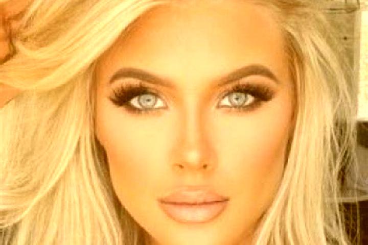 Zoey, 29, a red grey-eyed mixed companion based in Kapingkong. Offering Roleplay, BDSM, Travel Companion. Available for incall and outcall, overnight booking...